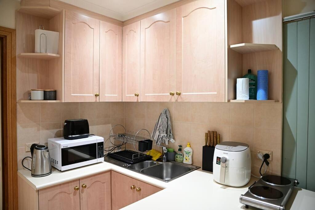 Spacious Studio In Alicesprings Queenbed+Ksairbed ينابيع أليس المظهر الخارجي الصورة